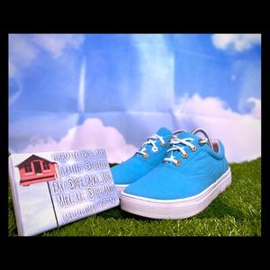 Isaac Mizrahi Live! Canvas Sneaker ‘Vivid Aqua’